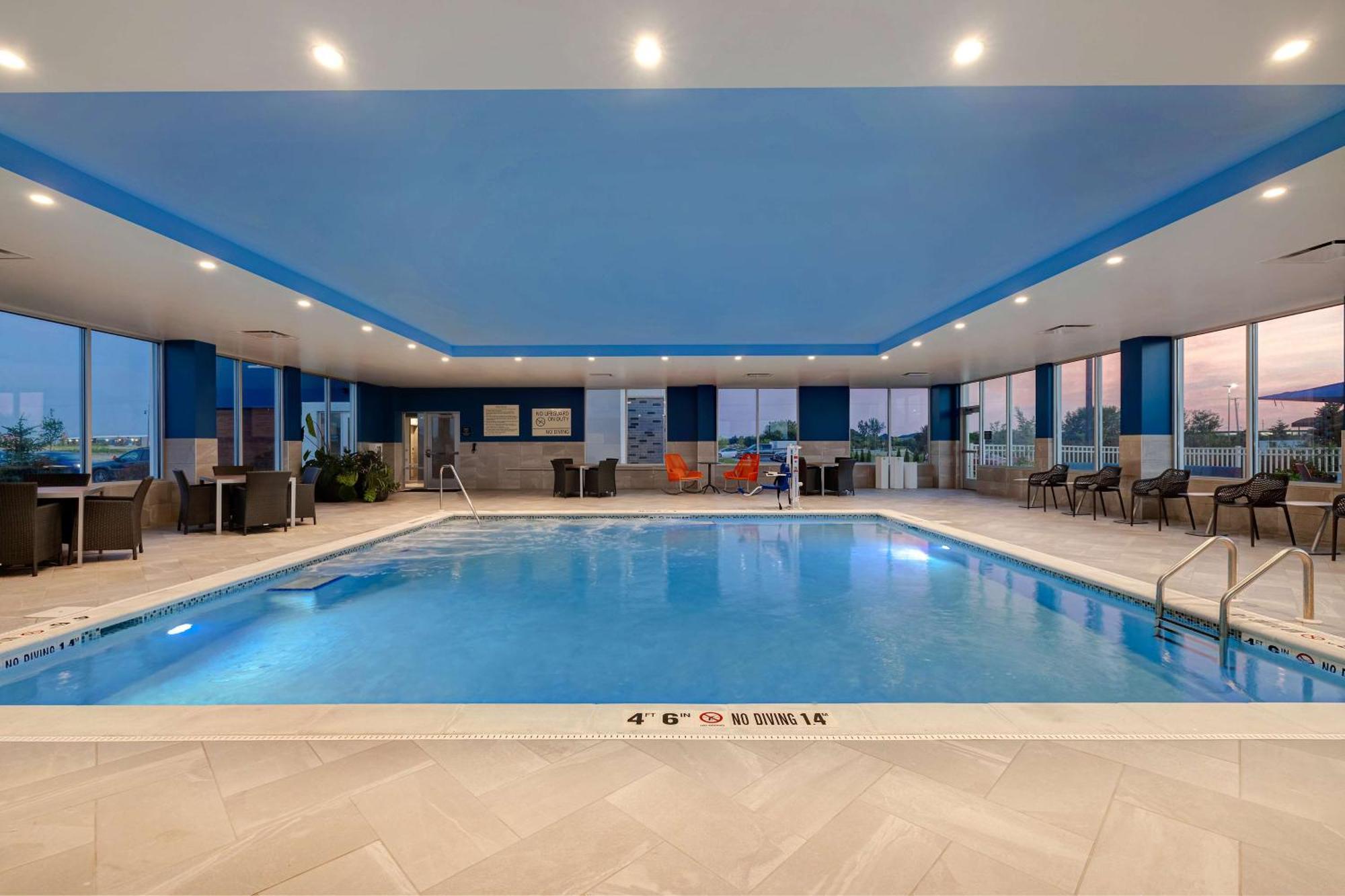 Hampton Inn Crown Point, In Zewnętrze zdjęcie